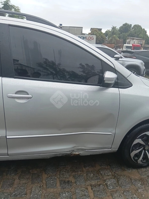 VOLKSWAGEN/SPACEFOX TRENDLINE 1.6 8V MT — foto 10 de 27