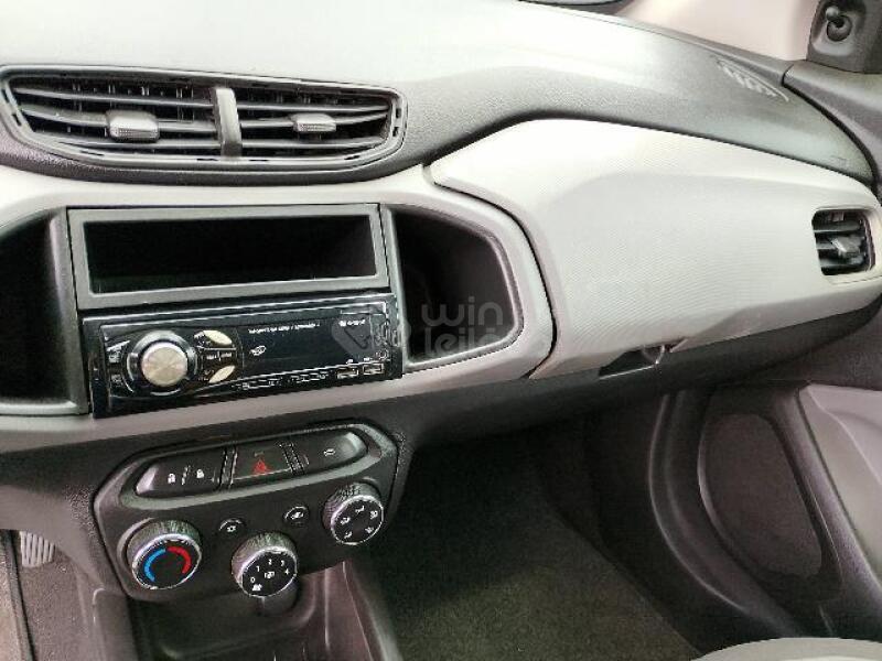 CHEVROLET/ONIX LT 1.0 8V SPE/4 MT — foto 7 de 11