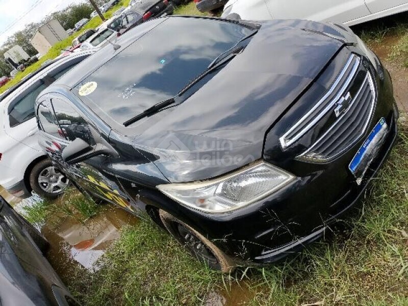 CHEVROLET/ONIX LT 1.0 8V SPE/4 MT — foto 8 de 11
