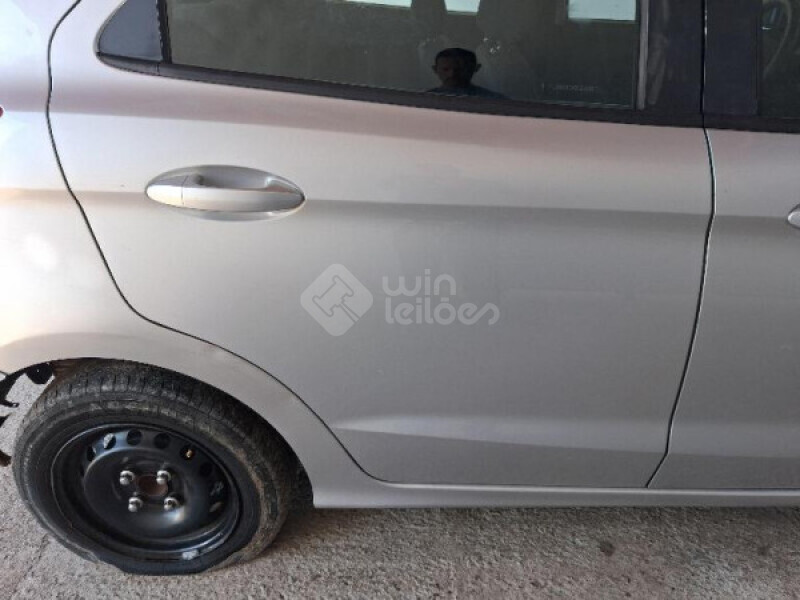 FORD/KA SE 1.0 12V MT — foto 22 de 26