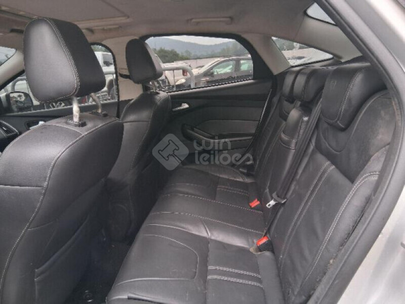 FORD/FOCUS NEW FOCUS SEDAN TITANIUM 2.0 16VP.SHIFT FLEXONE 4P ETA./GAS. AT — foto 4 de 28