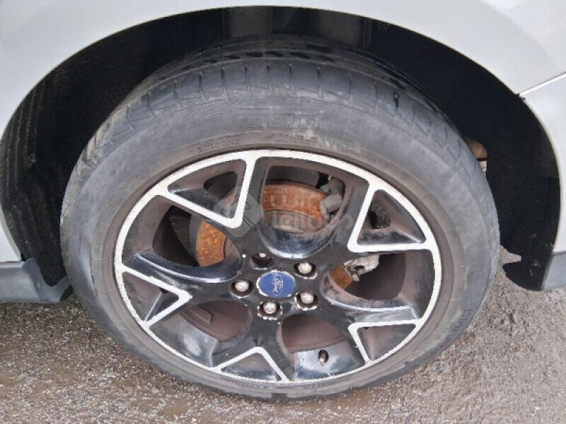 FORD/FOCUS NEW FOCUS SEDAN TITANIUM 2.0 16VP.SHIFT FLEXONE 4P ETA./GAS. AT — foto 22 de 28