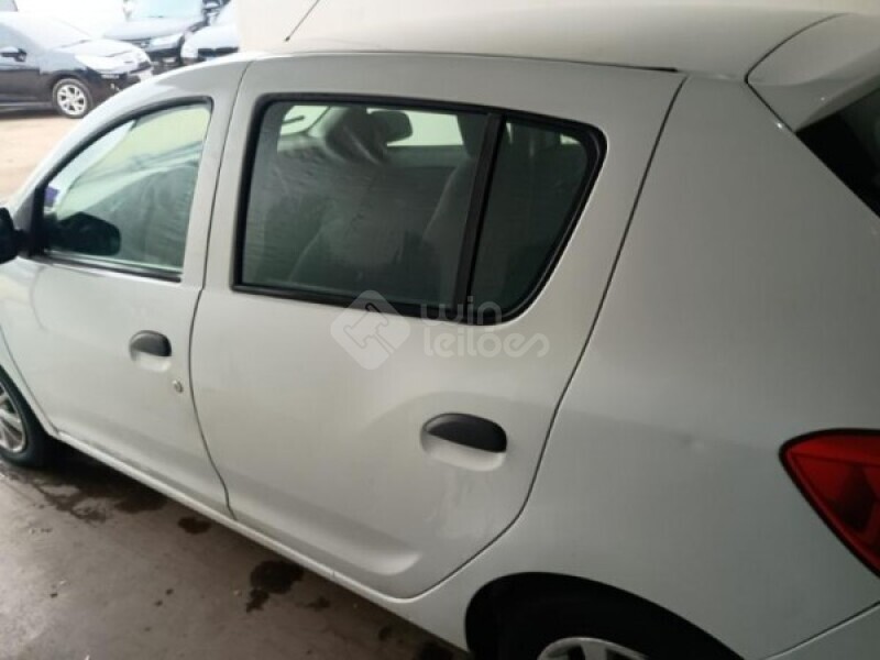 RENAULT/SANDERO AUTHENTIQUE FLEX 1.0 12V5P MT — foto 15 de 30