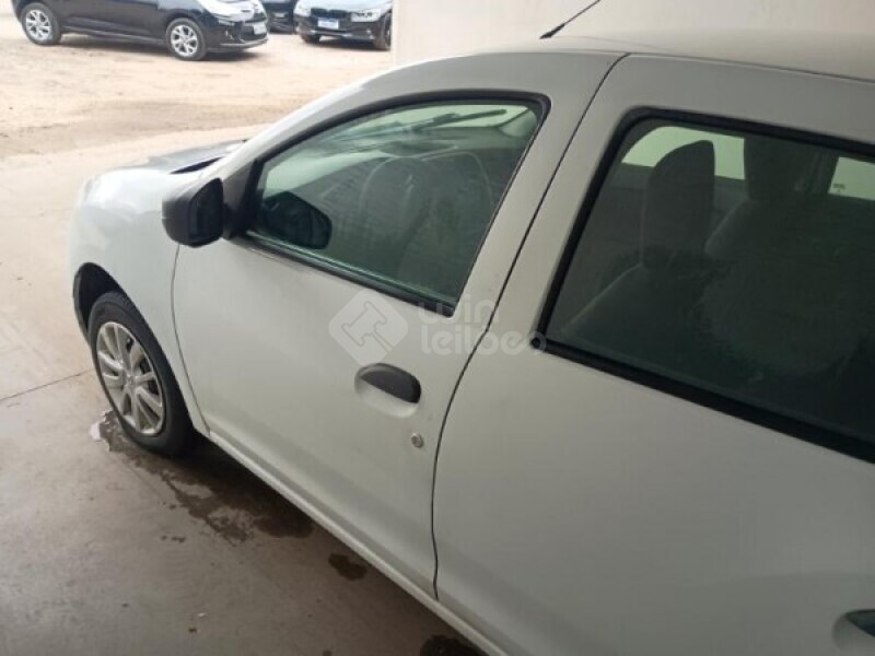 RENAULT/SANDERO AUTHENTIQUE FLEX 1.0 12V5P MT — foto 16 de 30