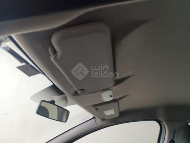 RENAULT/SANDERO AUTHENTIQUE FLEX 1.0 12V5P MT — foto 20 de 30