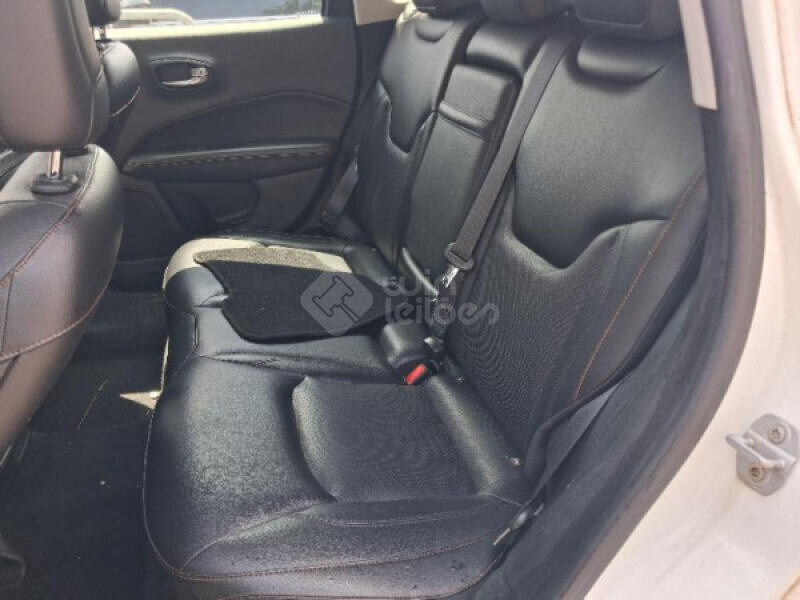 JEEP/COMPASS LONGITUDE 2.0 TB AT — foto 24 de 27