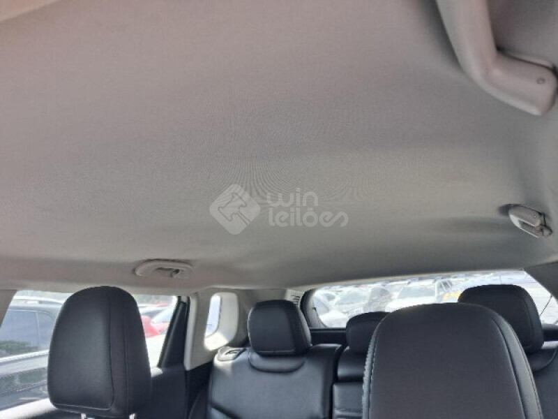 JEEP/COMPASS LONGITUDE 2.0 TB AT — foto 25 de 27