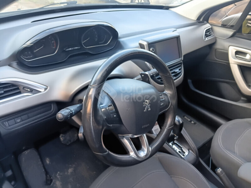 PEUGEOT/208 GRIFFE 1.6 16V FLEXSTART AUT — foto 4 de 27
