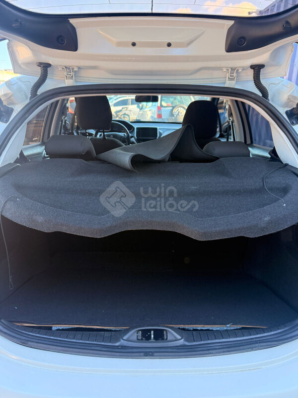 PEUGEOT/208 GRIFFE 1.6 16V FLEXSTART AUT — foto 6 de 27