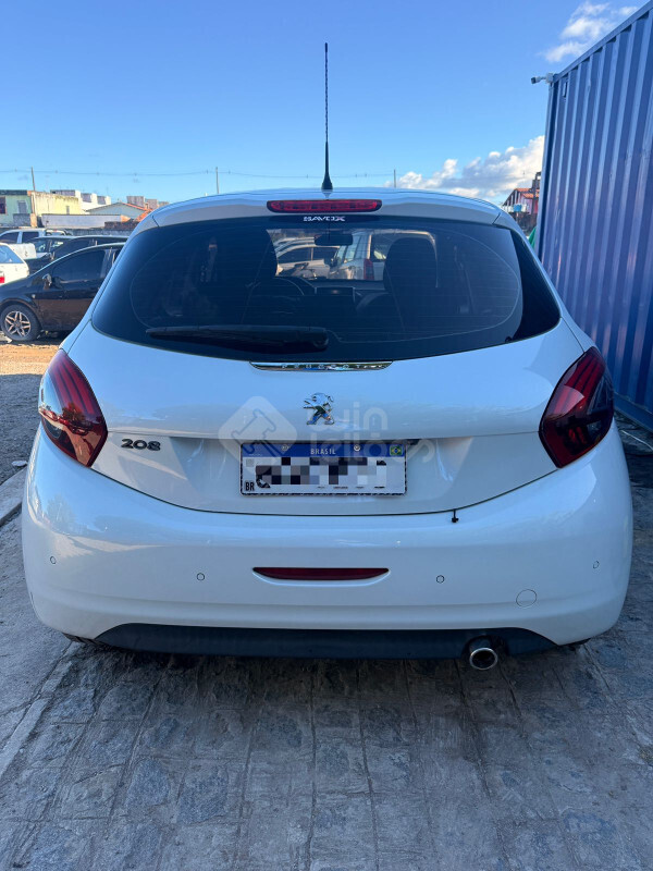PEUGEOT/208 GRIFFE 1.6 16V FLEXSTART AUT — foto 13 de 27