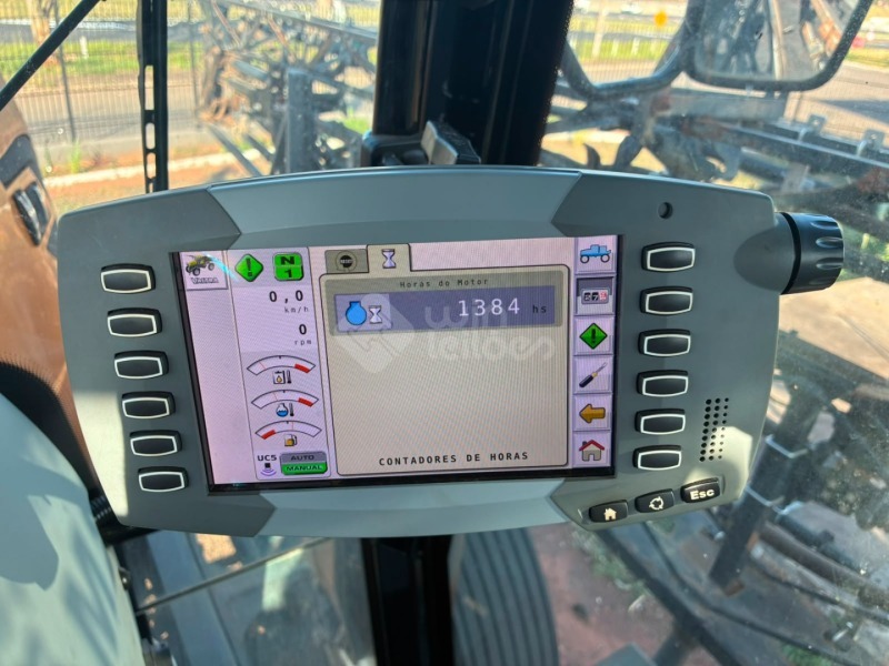 VALTRA BS2225H PULVERIZADOR AUTOPROPELIDO — foto 7 de 11