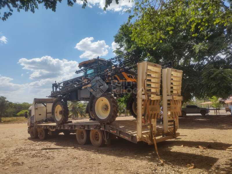VALTRA BS2225H PULVERIZADOR AUTOPROPELIDO — foto 5 de 8