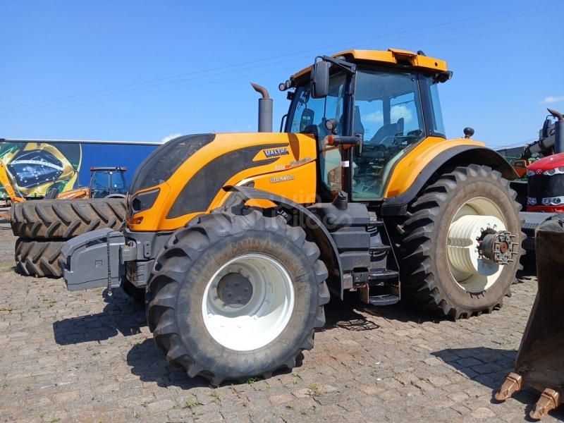 VALTRA T230 (4X4) TRATOR — foto 5 de 7