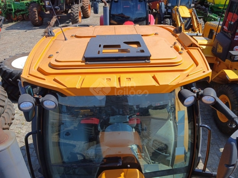 VALTRA T230 (4X4) TRATOR — foto 7 de 7