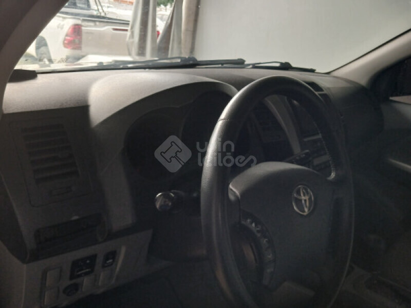 TOYOTA/HILUX CAB.DUPLA SRV-AT 4X4 3.0TB-IC 16V N.SERI — foto 4 de 25