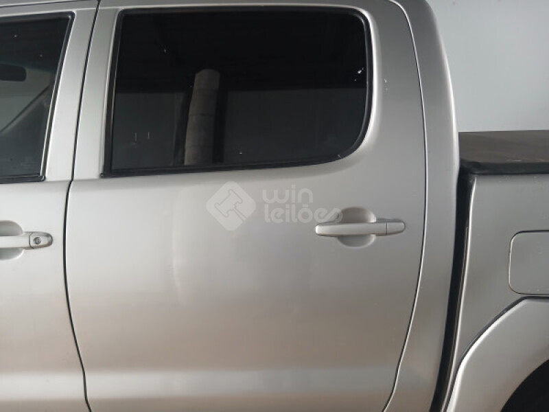 TOYOTA/HILUX CAB.DUPLA SRV-AT 4X4 3.0TB-IC 16V N.SERI — foto 13 de 25