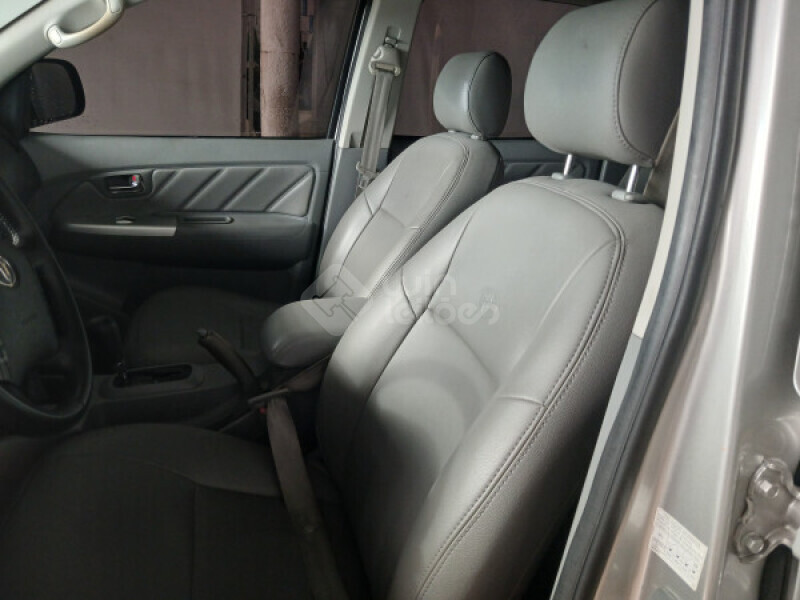 TOYOTA/HILUX CAB.DUPLA SRV-AT 4X4 3.0TB-IC 16V N.SERI — foto 19 de 25
