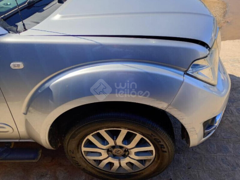 NISSAN/FRONTIER CAB.DUPLA SL 4X4-AT 2.5 16V TDI AT — foto 9 de 25