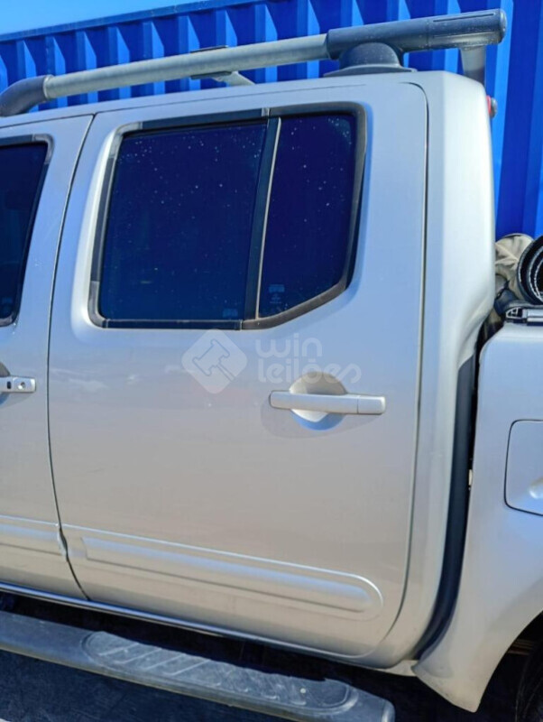 NISSAN/FRONTIER CAB.DUPLA SL 4X4-AT 2.5 16V TDI AT — foto 11 de 25