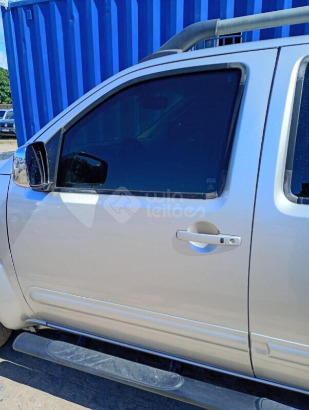 NISSAN/FRONTIER CAB.DUPLA SL 4X4-AT 2.5 16V TDI AT — foto 12 de 25