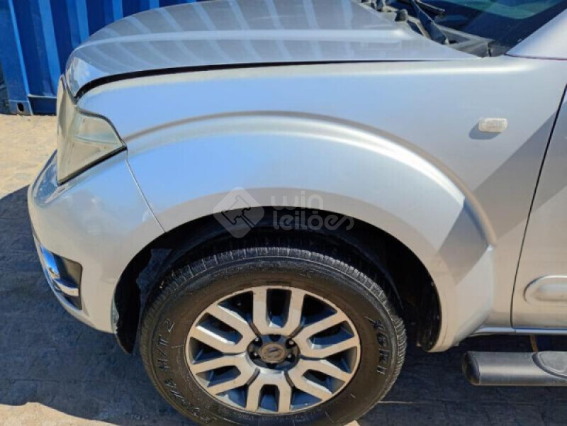 NISSAN/FRONTIER CAB.DUPLA SL 4X4-AT 2.5 16V TDI AT — foto 14 de 25