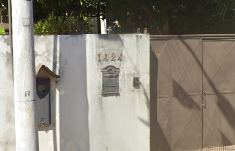 Casa com 4 quartos (foto 3 de 4)