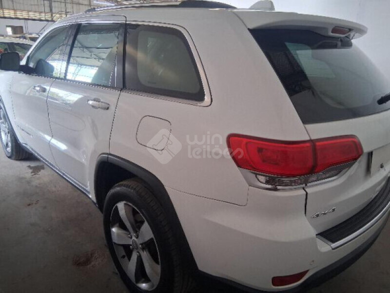 JEEP/GRAND CHEROKEE LTD3.6L — foto 16 de 26