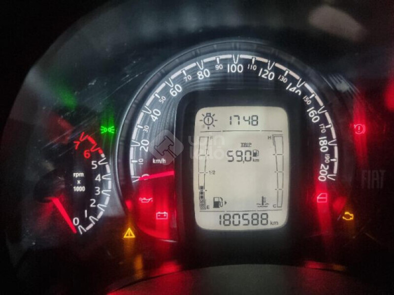 FIAT/MOBI LIKE 1.0 8V MT — foto 17 de 29