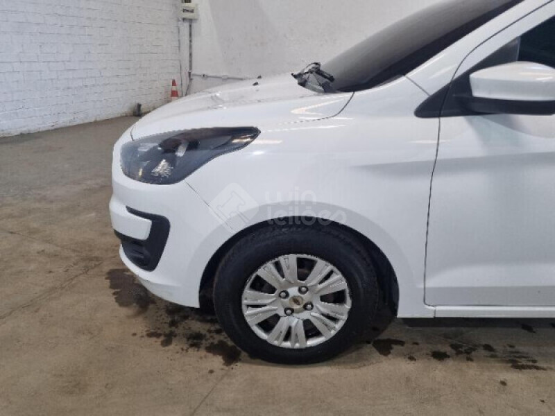 FORD/KA + SEDAN SE 1.5 12V MT — foto 15 de 26