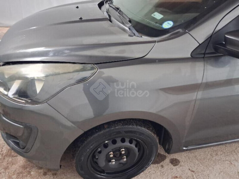 FORD/KA + SE 1.0 12V MT — foto 15 de 24