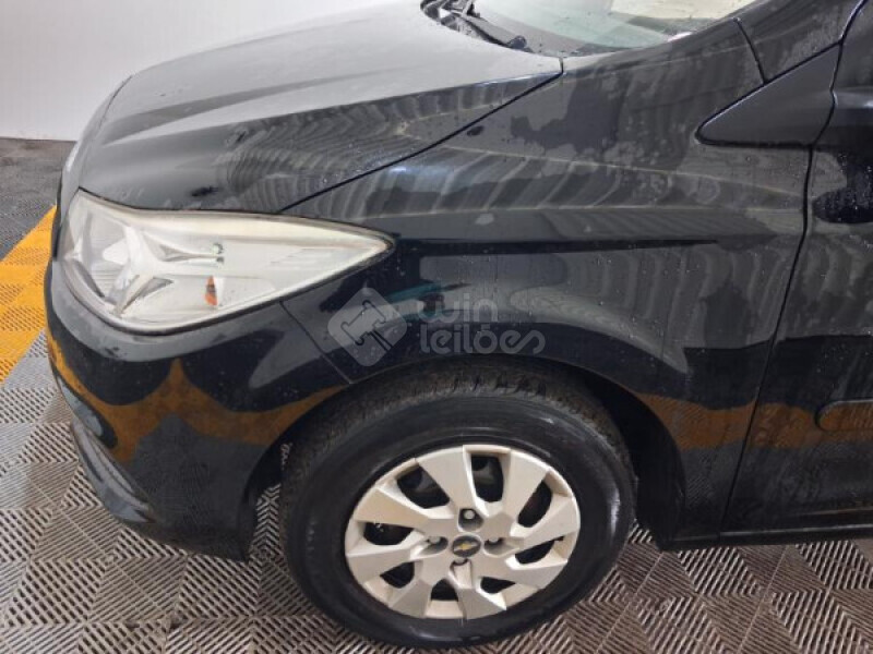 CHEVROLET/ONIX LT 1.0 8V SPE/4 MT — foto 16 de 26