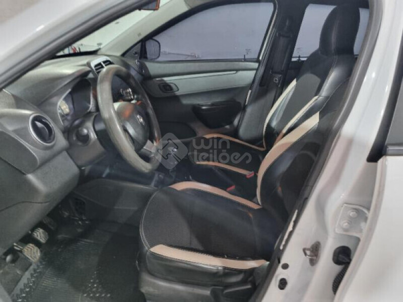 RENAULT/KWID ZEN 1.0 12V SCE MT — foto 7 de 26
