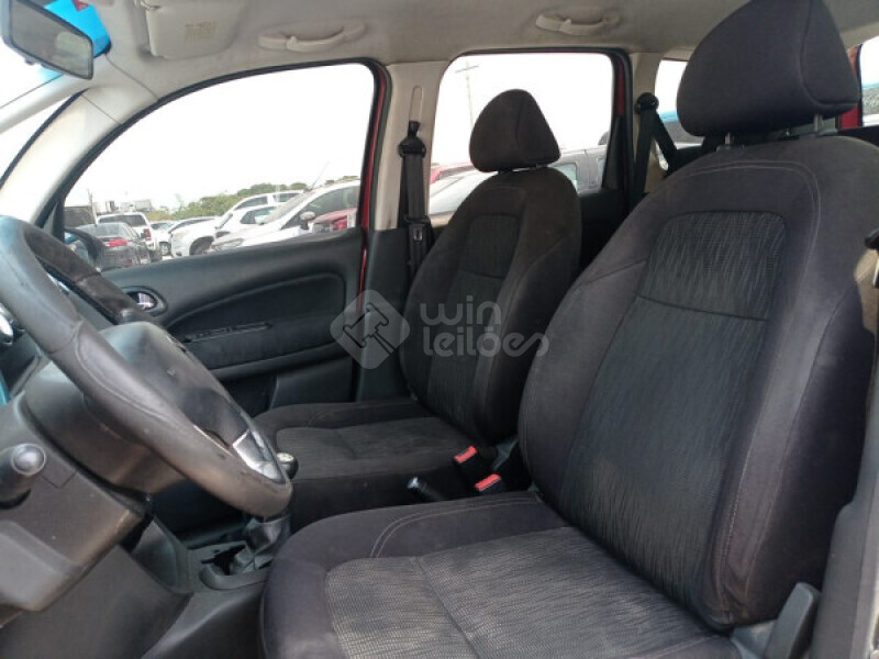 CITROEN/C3 AIRCROSS GLXM MT — foto 20 de 27