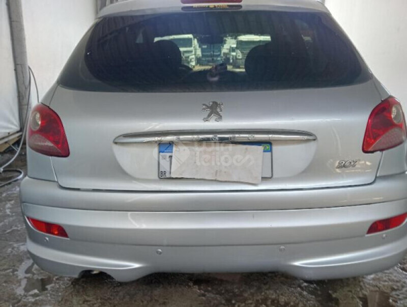 PEUGEOT/207 HATCH XR 1.4 8V(FLEX) — foto 19 de 25