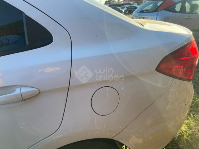 FORD/KA + SEDAN SE 1.5 — foto 8 de 17