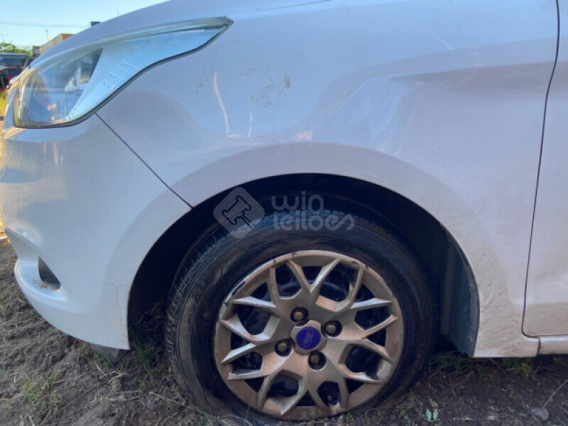 FORD/KA + SEDAN SE 1.5 — foto 11 de 17