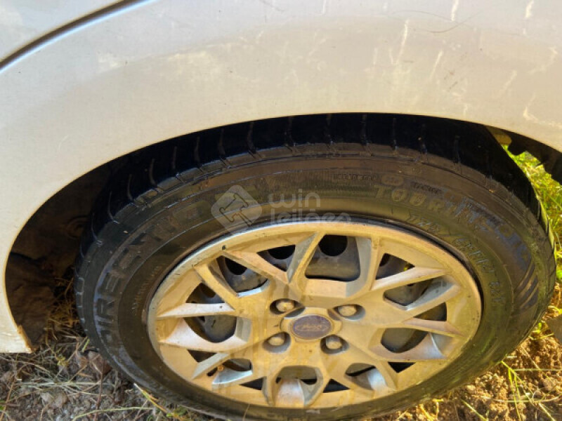 FORD/KA + SEDAN SE 1.5 — foto 17 de 17