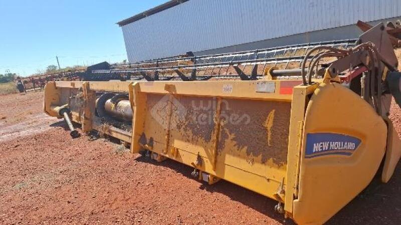 Plataforma de Graos New Holand - V*****6 - 2023 Lote 038