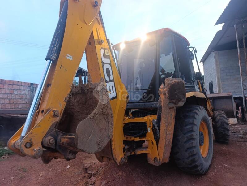 _/_ Retroescavadeira 3cx Jcb - V*****6 - 2022 - 2022 Lote 055