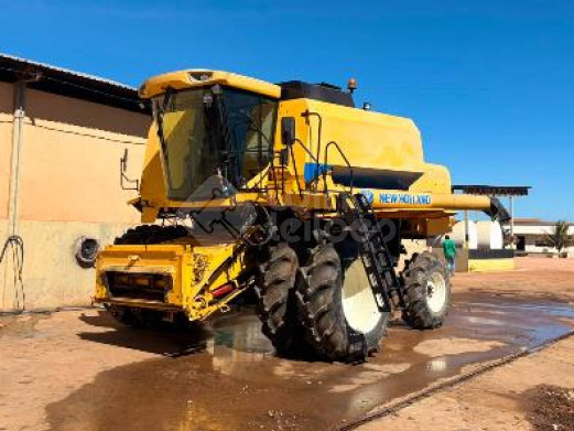 Colheitadeira de Grãos Nh Tc 5090 - 2019 Lote 076